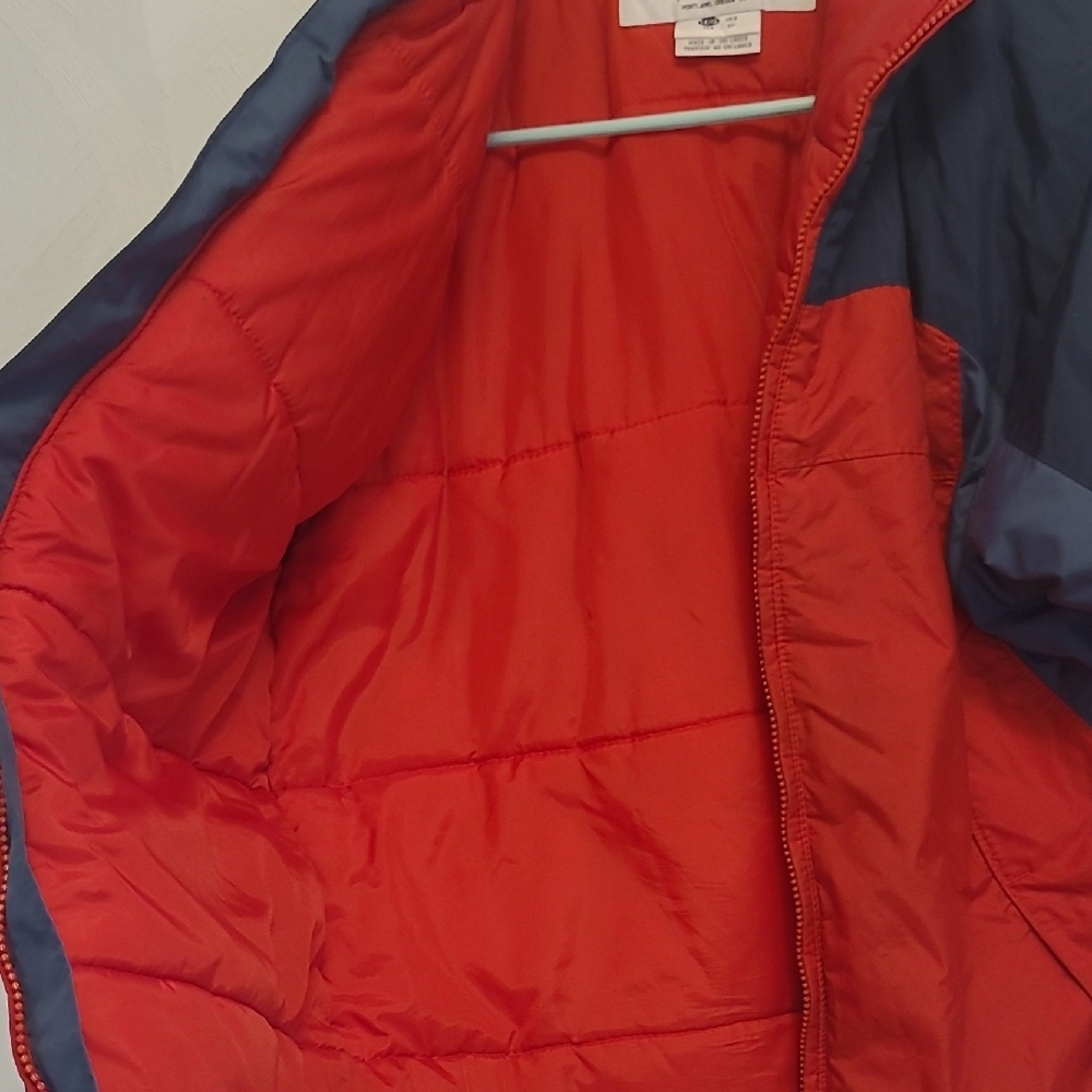 Columbia Kids Puffer Jacket in Red and Navy - Picture 9 of 13